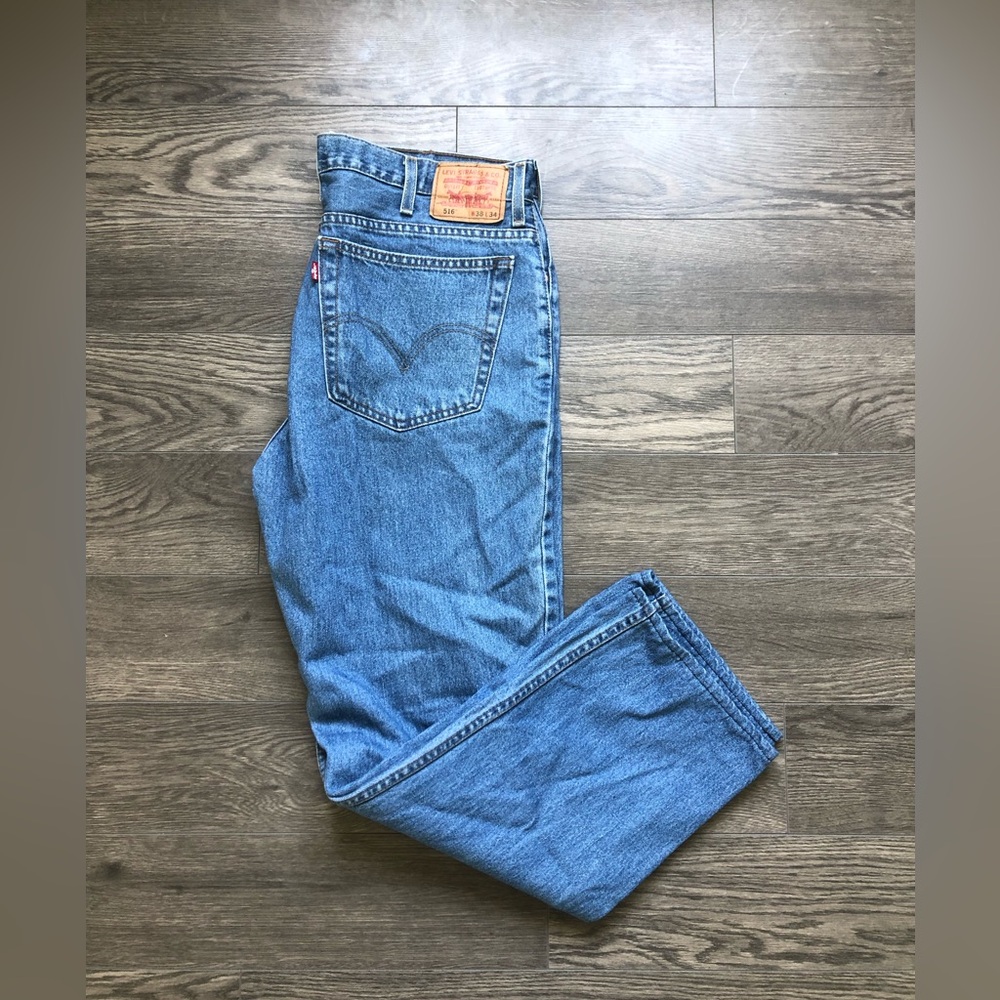 Levi’s Slim Fit‎ Jeans | Size 38